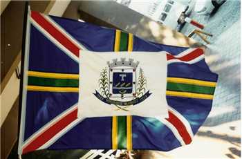 Bandeira da cidade de Governador Valadares - MG